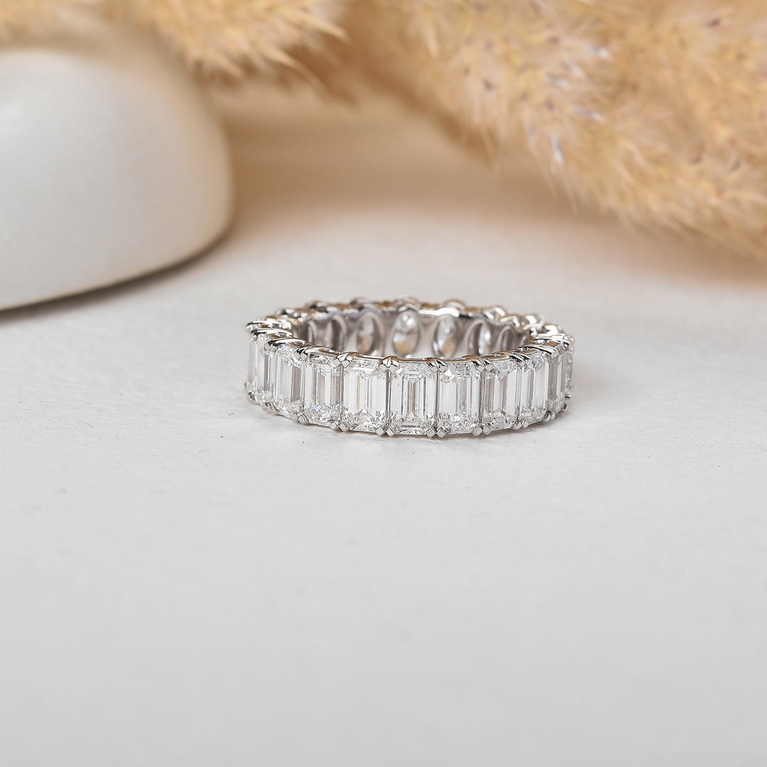 Dual Spark Oval-Emerald Lab-Grown Diamond Band