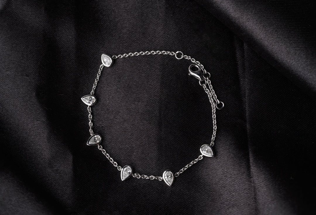 Spaced Poire Bracelet