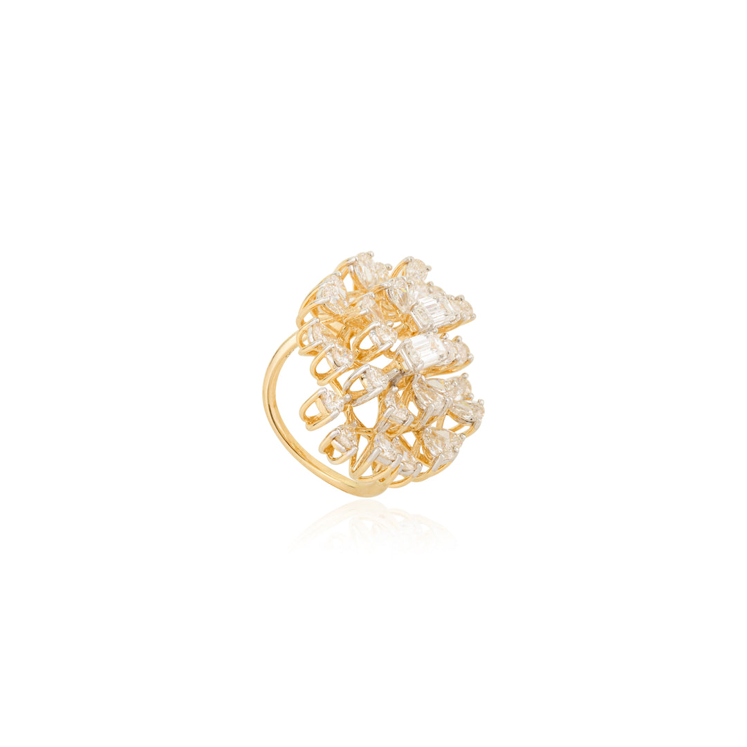 Luxurious multi diamond cocktail ring