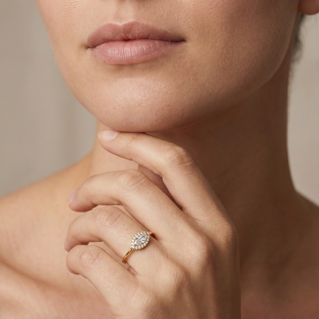 Bulged Wing Solitaire Ring