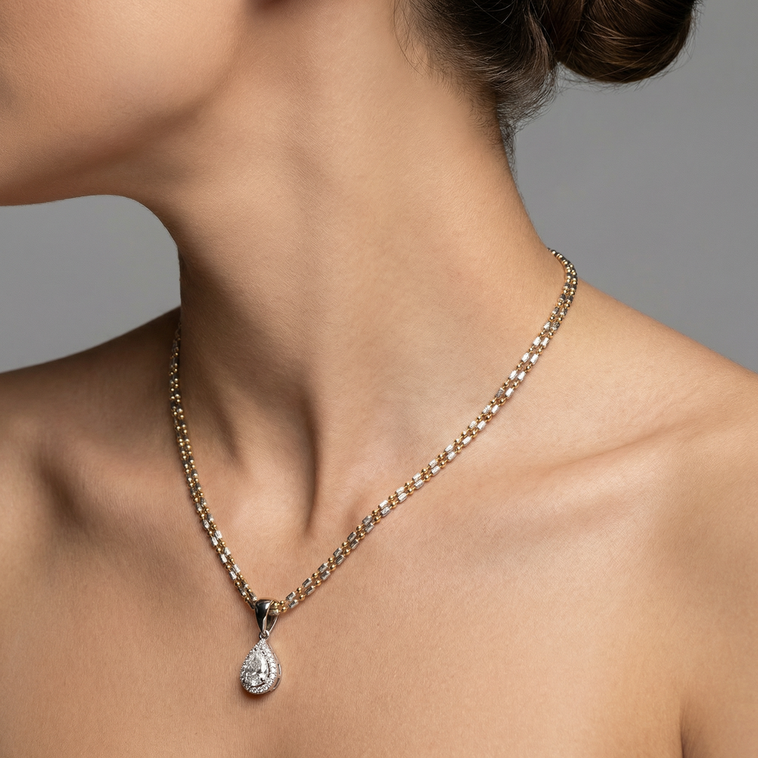 Halo Drop Poire Pendant