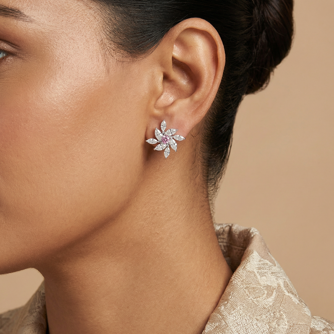 Marquise Solitaire Fleur
