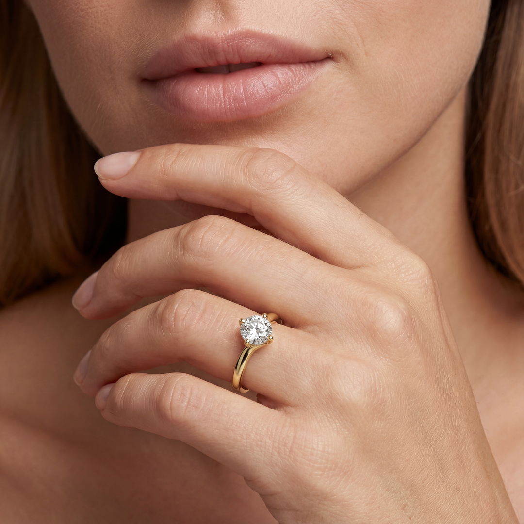 Melodic Solitaire Gold Ring