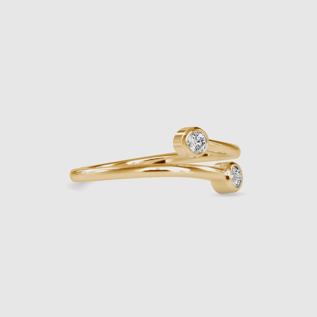 East west Round Ring